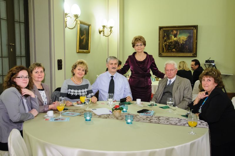 transilvanum-alapitoest20.jpg