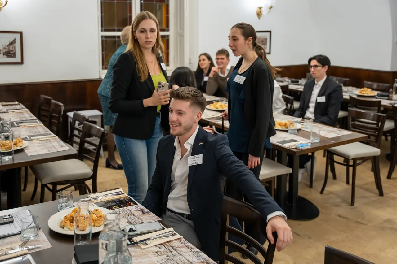 2026_03_24_18_06_39_A7503647.webp