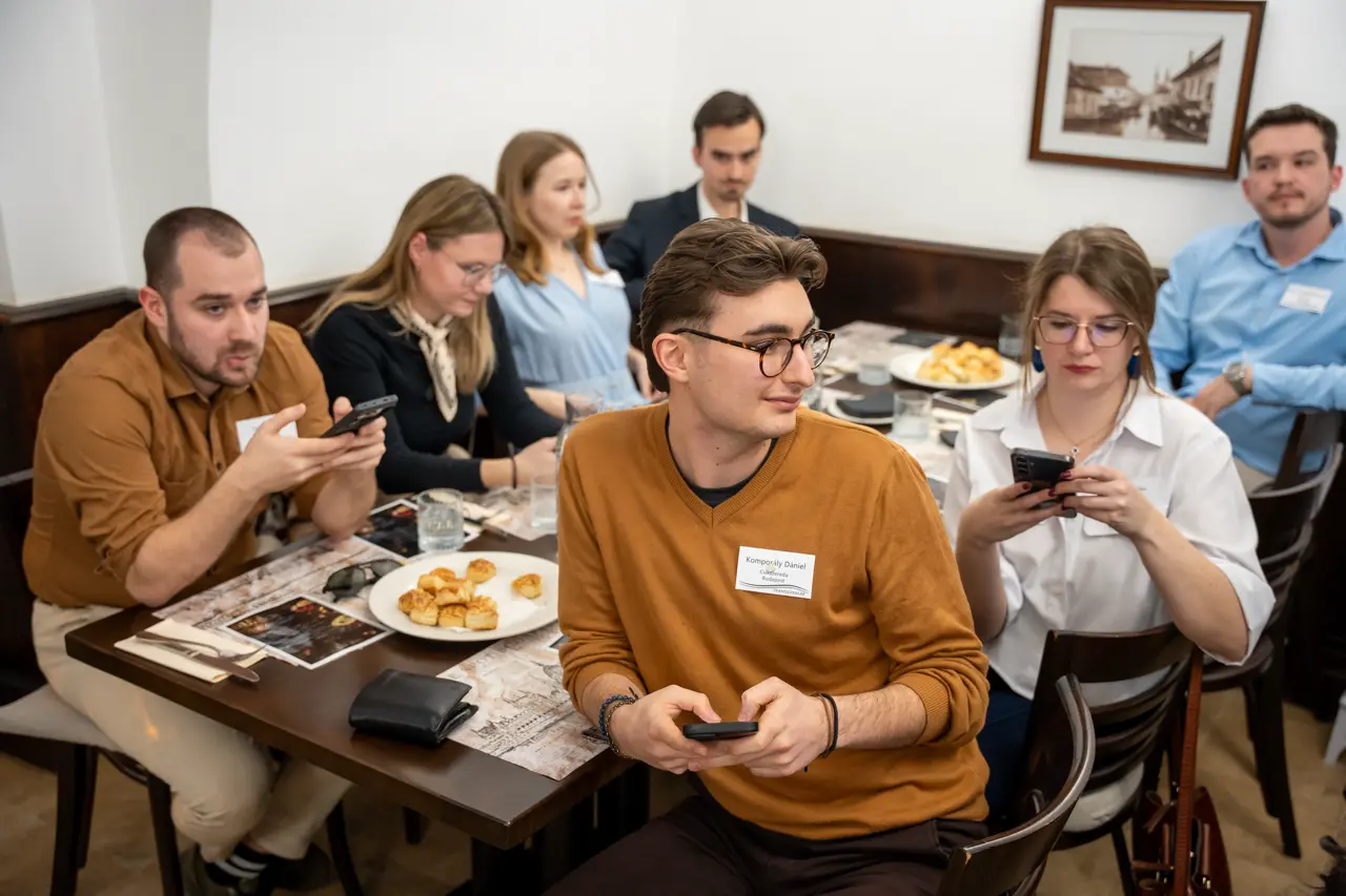 2026_03_24_18_57_02_A7503858.webp