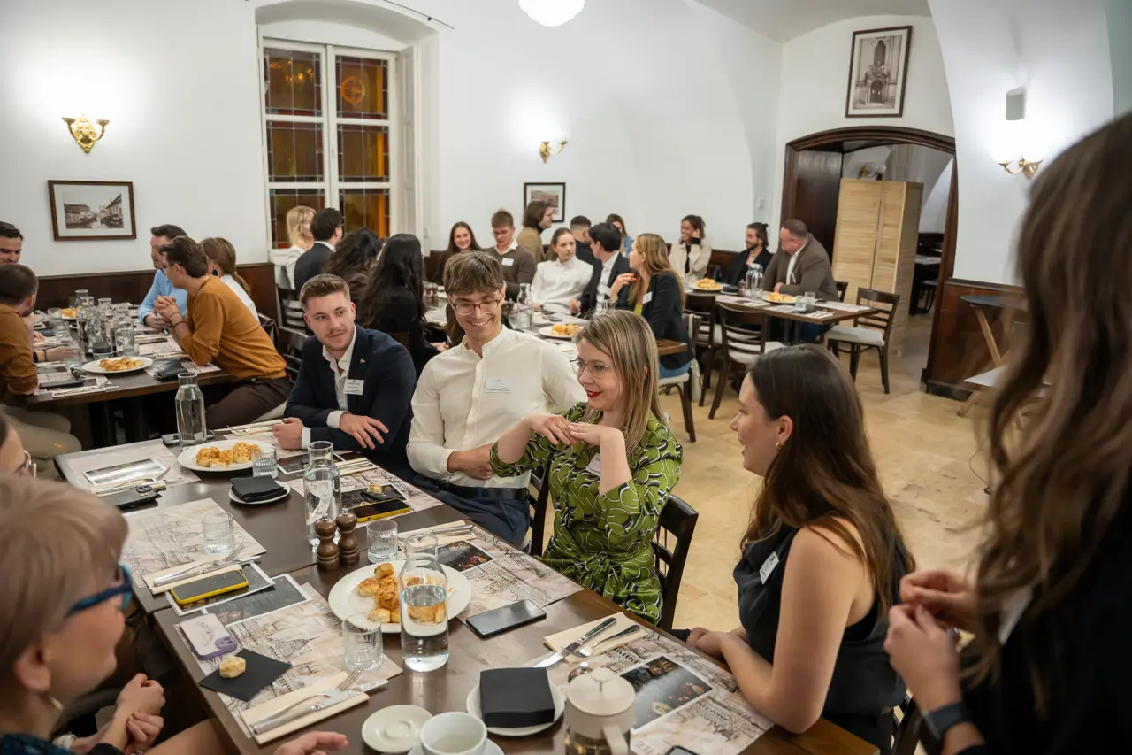 2026_03_24_19_03_02_A7503903.webp
