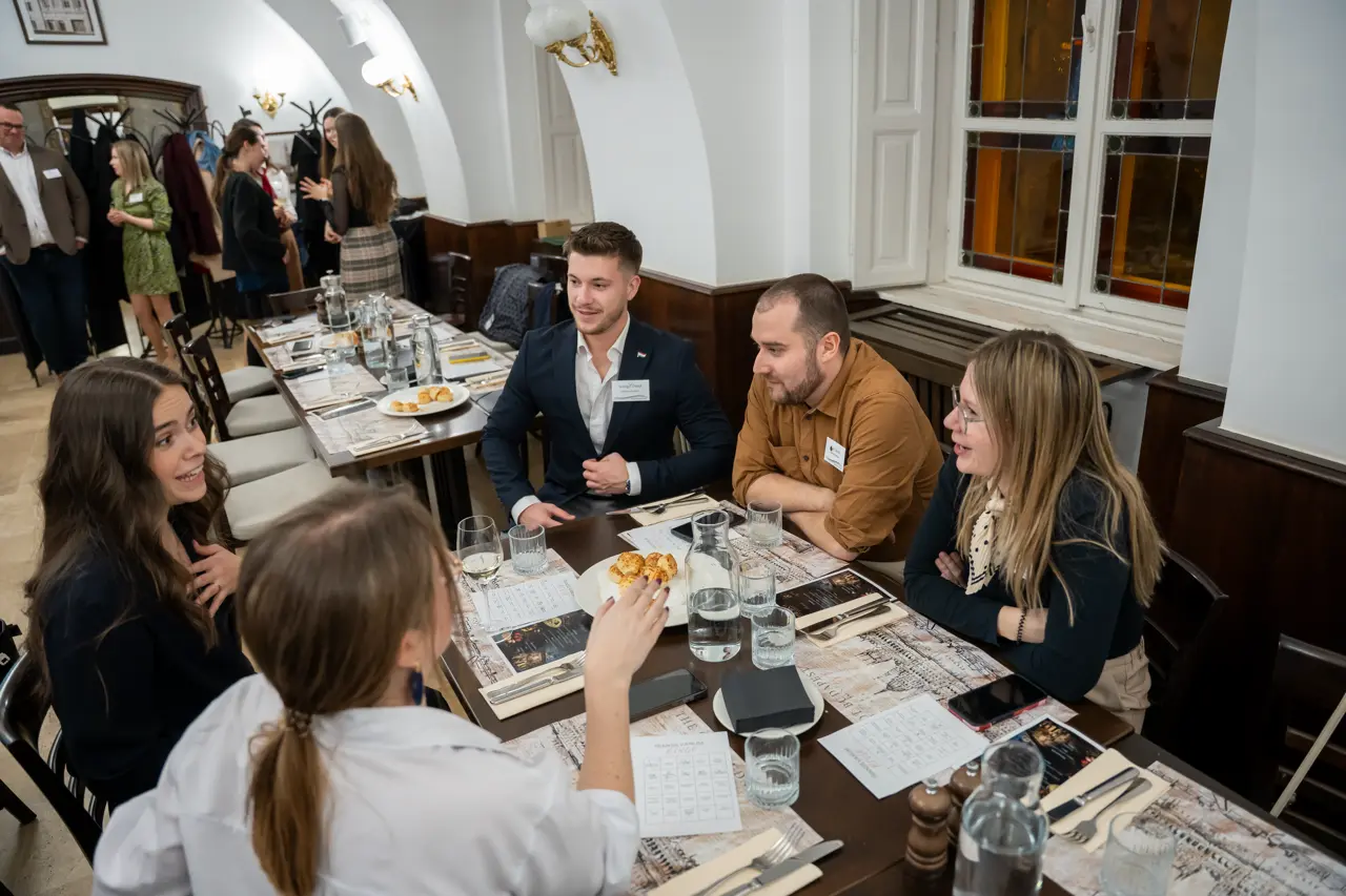 2026_03_24_20_33_10_A7504188.webp